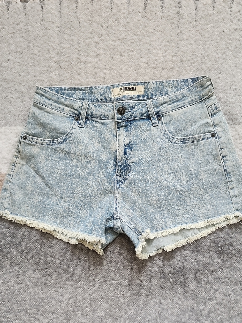 Rock & Roll Denim Floral Damask Print Cut Off Shorts Sz 29 Festival Western Boho